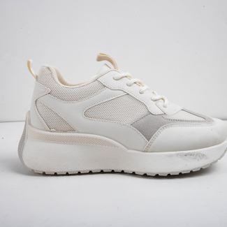 Lady's minimalist sports running shoes