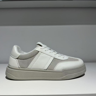 Lady's simple and casual shoes