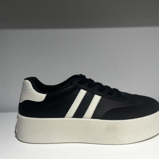 Lady's platform leather casual shoes