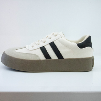 Lady's simple casual shoes